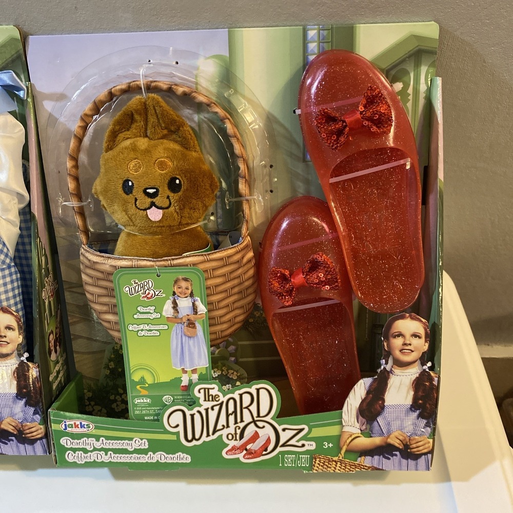 JAKKS PACIFIC THE WIZARD OF OZ: DOROTHY DRESS 4-6X & SHOES, TOTO, BASKET NWT - Picture 2 of 5